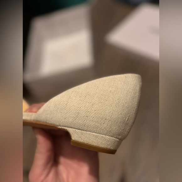 Ivanka Trump small heeled ballerina flat - Picture 10 of 12